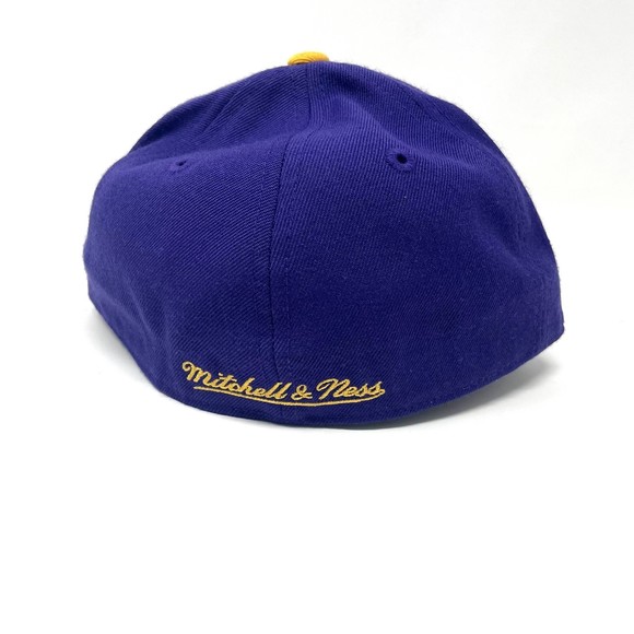 Lakers Mitchell & Ness 100% Wool Fitted Cap Size 7 3/8 Purple‎ / Yellow - Picture 3 of 7
